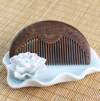 HKM-943891 Portable Gold Sandalwood Comb for Teeth Care - 10.5cm x 5.6cm x 1.3cm