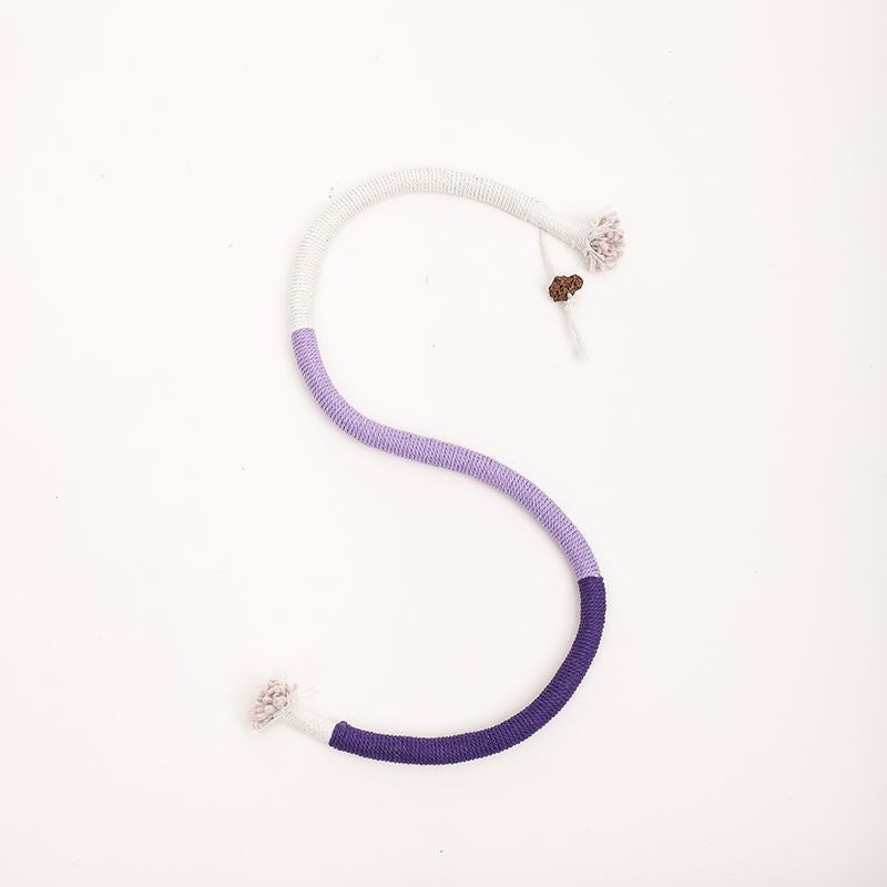 HKM-190995 Interactive Cotton Rope Cat Toy with Silvervine Fruit for Healthy Chewing and Dental Care, 27.6 Inches Long