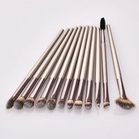 HKM-478227 22-Piece Loose Powder Blush and Eyeshadow Makeup Brush Set with Wooden Handles and Soft Man-Made Fibers