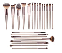 HKM-478227 22-Piece Loose Powder Blush and Eyeshadow Makeup Brush Set with Wooden Handles and Soft Man-Made Fibers