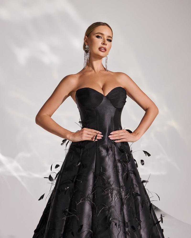 HKM-632147 Elegant Black Evening Gown for Women - Perfect for Formal Occasions and Special Events