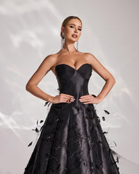HKM-632147 Elegant Black Evening Gown for Women - Perfect for Formal Occasions and Special Events