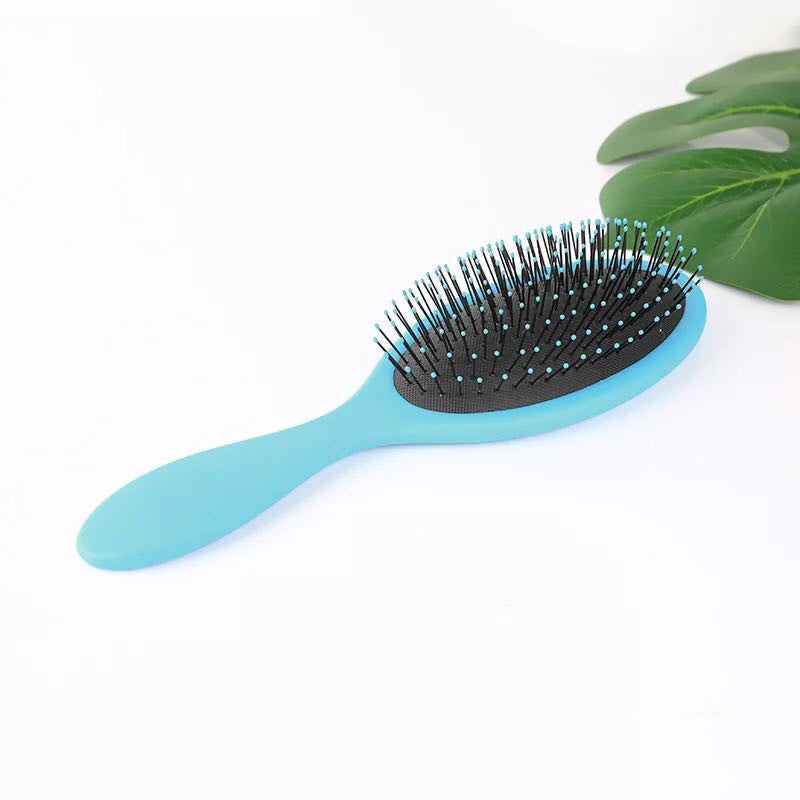 HKM-878355 Anti-Static Travel Comb Made of Durable ABS – 22.5 x 7 cm Design