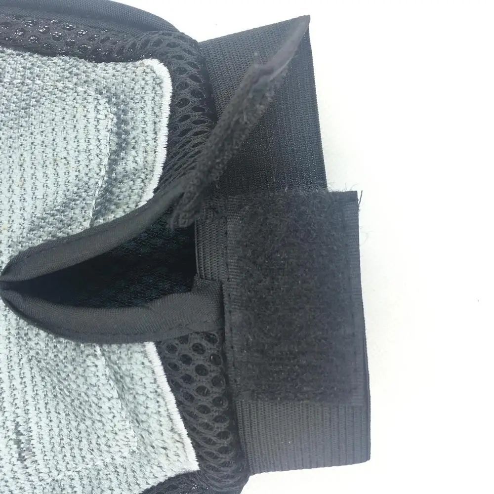HKM-096851 Silicone Horse Massage Grooming Gloves for Gentle Bathing and Dehairing