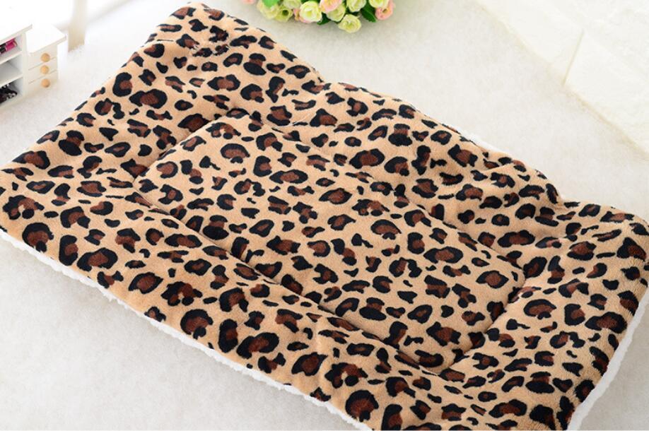 HKM-138771 Cozy Flannel and Cotton Dog Mat in Multiple Sizes