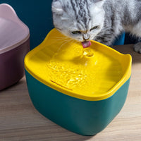 HKM-586323 Pet Cat Drinking Fountain - Removable, Washable, and 2.5L Capacity with USB Cable and Built-in Filter, Available in Pink Purple or Green Yellow