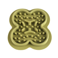 HKM-466963 Silicone Nonslip Pet Licking Mat for Dogs and Cats - Slow Feed Dispensing Placemat