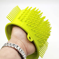 HKM-776083 Silicone Paw Cleaner with Insulated Design and Soft Massaging Thorns