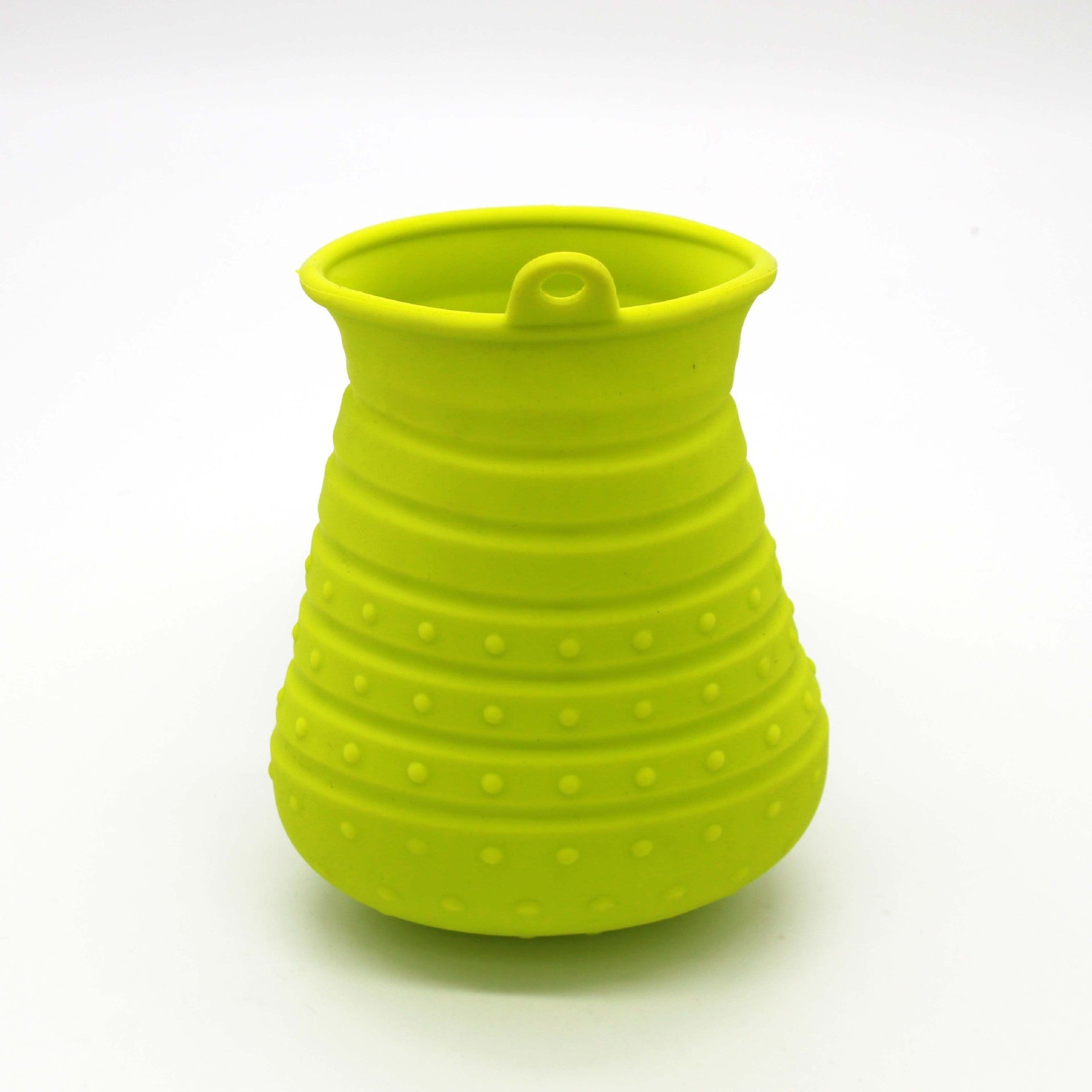 HKM-776083 Silicone Paw Cleaner with Insulated Design and Soft Massaging Thorns