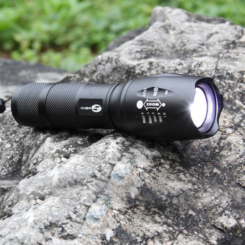 HKM-531347 High-Performance Aluminum Alloy LED Flashlight with 18650 Battery, Super Bright T6 Outdoor Light