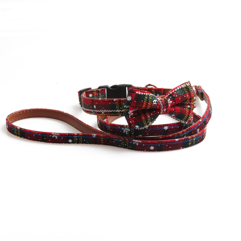 HKM-733587 Adjustable Christmas Pet Collar for Dogs and Cats ¨C Festive Design in Red and Green, Multiple Sizes Available
