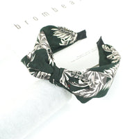 HKM-938451 Geometric Pattern Cloth Headband in Dark Tones for Versatile Styling