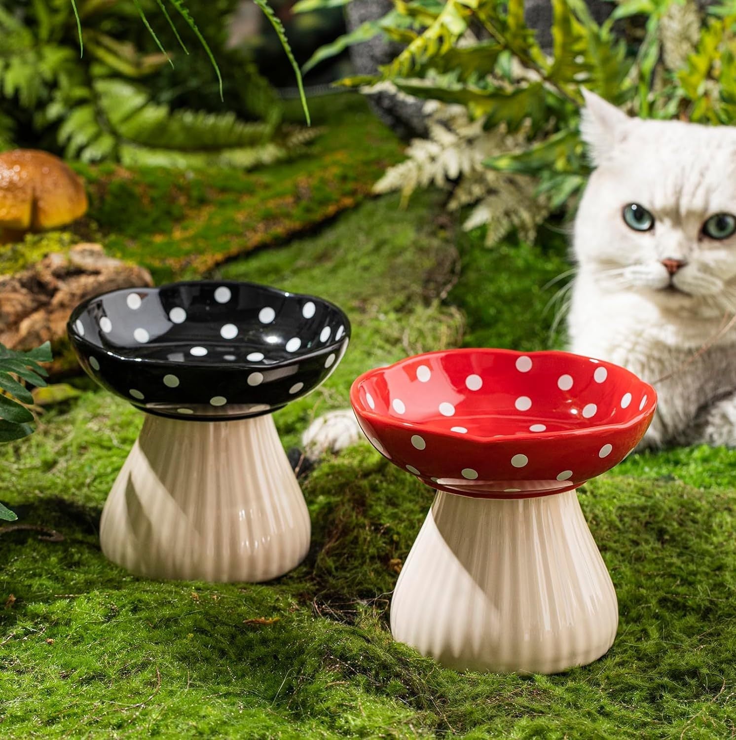 HKM-434195 Mushroom Design Ceramic Cat Bowl for Small Pets in Polka Dot Style