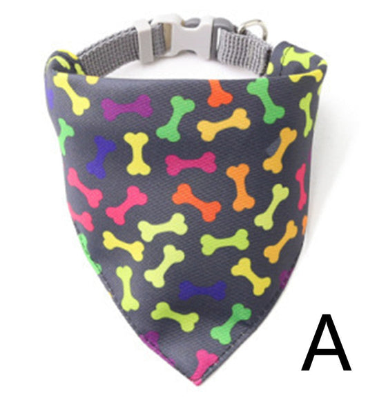 HKM-000659 Adjustable Triangle Scarf Collar Bib for Pets - Polyester, Stylish Design, Multiple Sizes Available