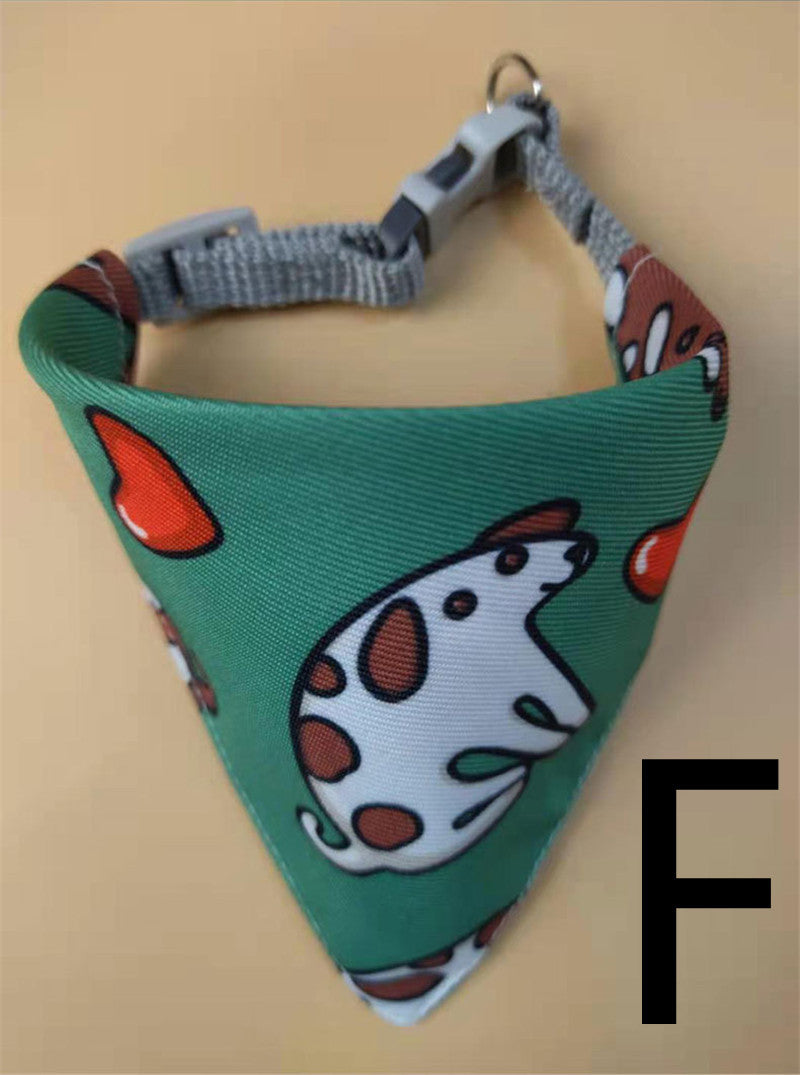 HKM-000659 Adjustable Triangle Scarf Collar Bib for Pets - Polyester, Stylish Design, Multiple Sizes Available