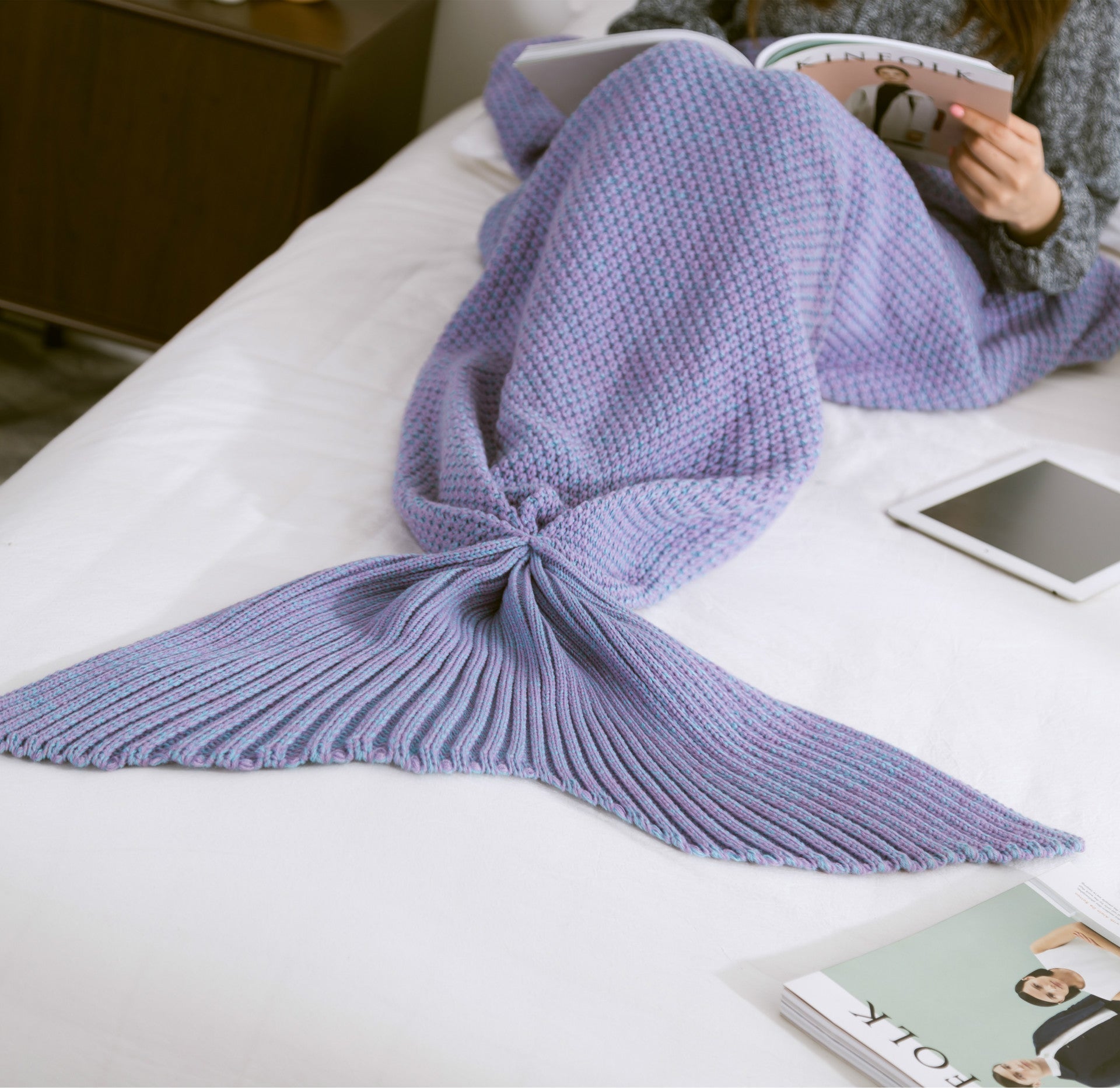 HKM-001875 Knitted Crochet Mermaid Tail Blanket for Children - Soft, Cozy Sleeping Blanket
