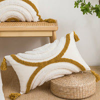 HKM-003539 Nordic Style Velvet Embroidered Round and Square Cushions