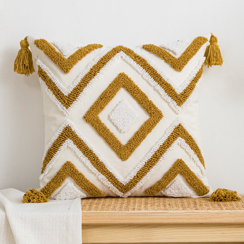 HKM-003539 Nordic Style Velvet Embroidered Round and Square Cushions