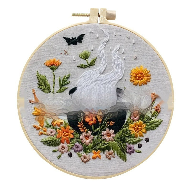 KTX-004243 Embroidery Skull Bat Design with Cotton and Linen Material – 15cm Bamboo Frame Included