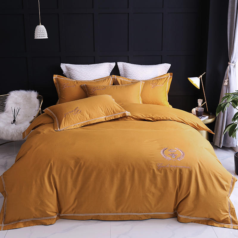 HKM-005715 Cotton Duvet Cover Set, Four-Piece Bedding for Various Bed Sizes with Elegant Floral Designs