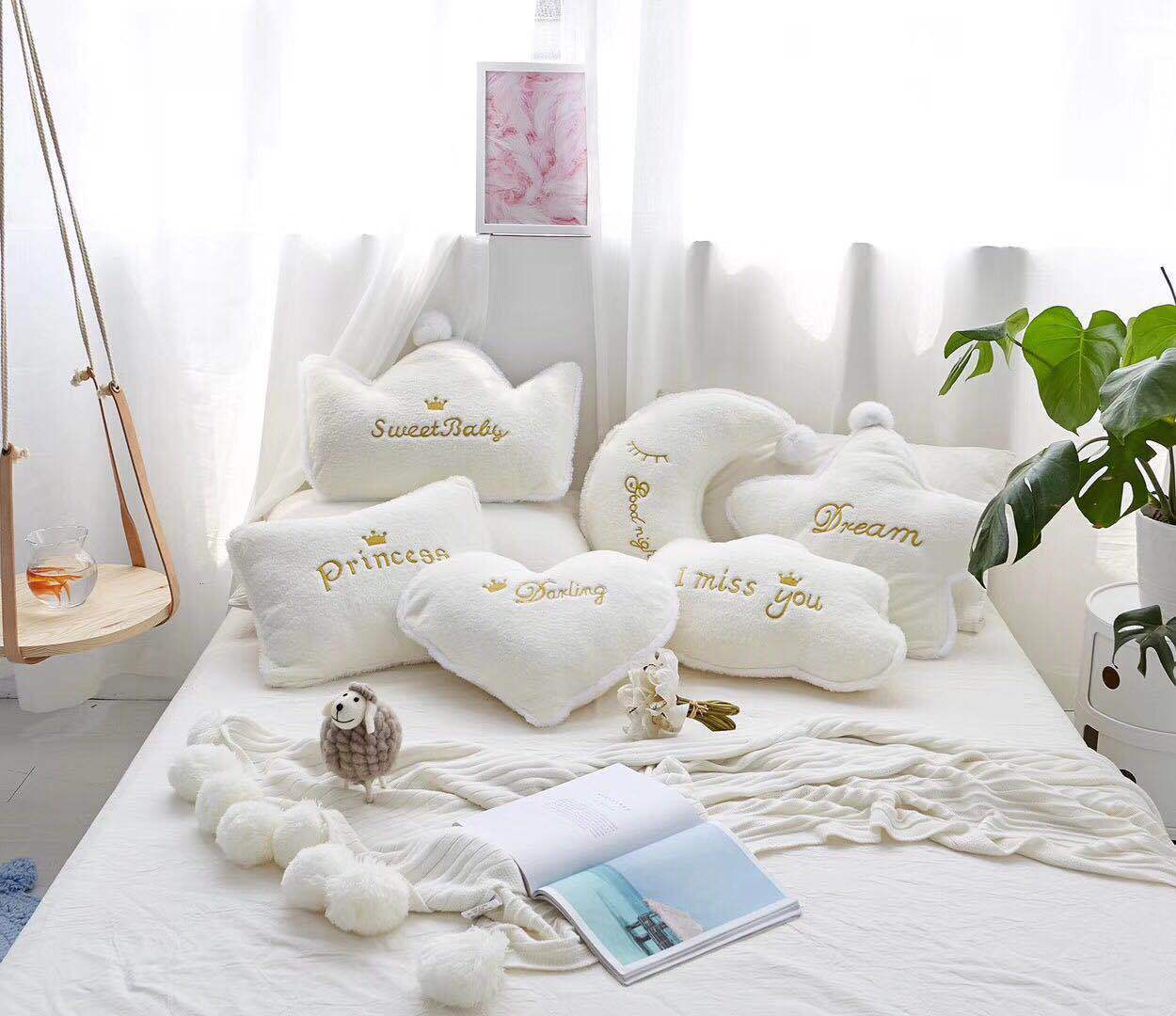 HKM-006995 Crown Lumbar Pillow Cushion - Modern Plush Design with Cartoon Patterns, Multiple Sizes Available