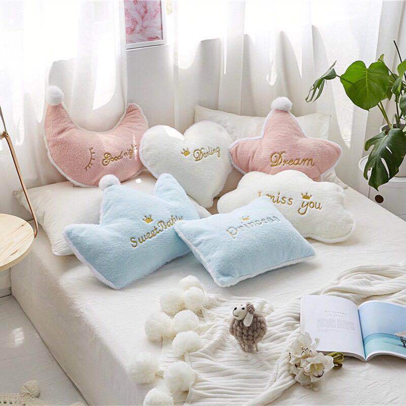 HKM-006995 Crown Lumbar Pillow Cushion - Modern Plush Design with Cartoon Patterns, Multiple Sizes Available