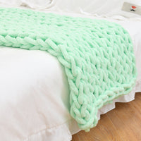 HKM-007699 Coarse Wool Chenille Blanket - Soft, Warm, and Versatile in Multiple Colors