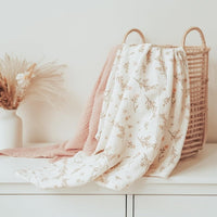 HKM-007699 Soft Cotton Gauze Hug Blanket Set - Three-Piece, Multilayer Designs, 100x100cm & 120x120cm