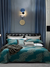 HKM-008019 Cotton Four-Piece Bedding Set with Geometric Pattern for Queen and King Size Beds