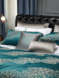 HKM-008019 Cotton Four-Piece Bedding Set with Geometric Pattern for Queen and King Size Beds