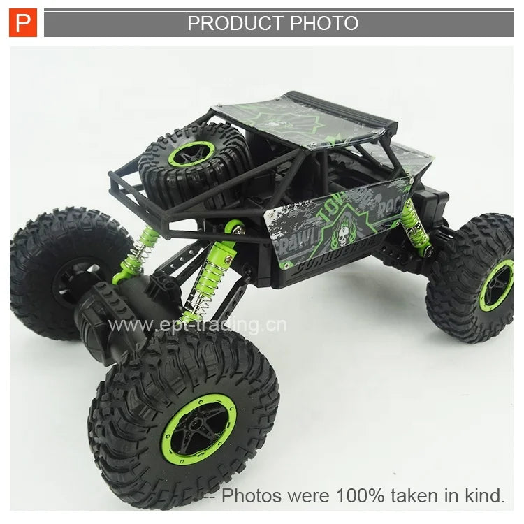 HKM-009811 4WD Electric Remote Control Off-Road Climbing RC Car Model for Ages 2-13, Green Color, 1:18 Scale