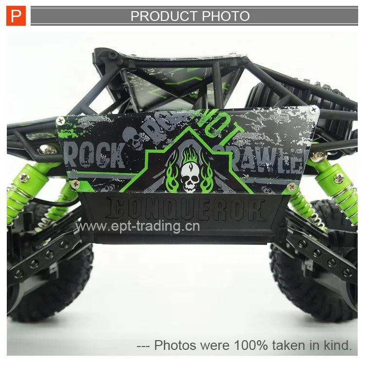 HKM-009811 4WD Electric Remote Control Off-Road Climbing RC Car Model for Ages 2-13, Green Color, 1:18 Scale