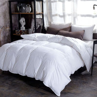 HKM-011475 All-Cotton Goose Down Velvet Quilt with 90% Down Filling and Anti-Feather Fabric