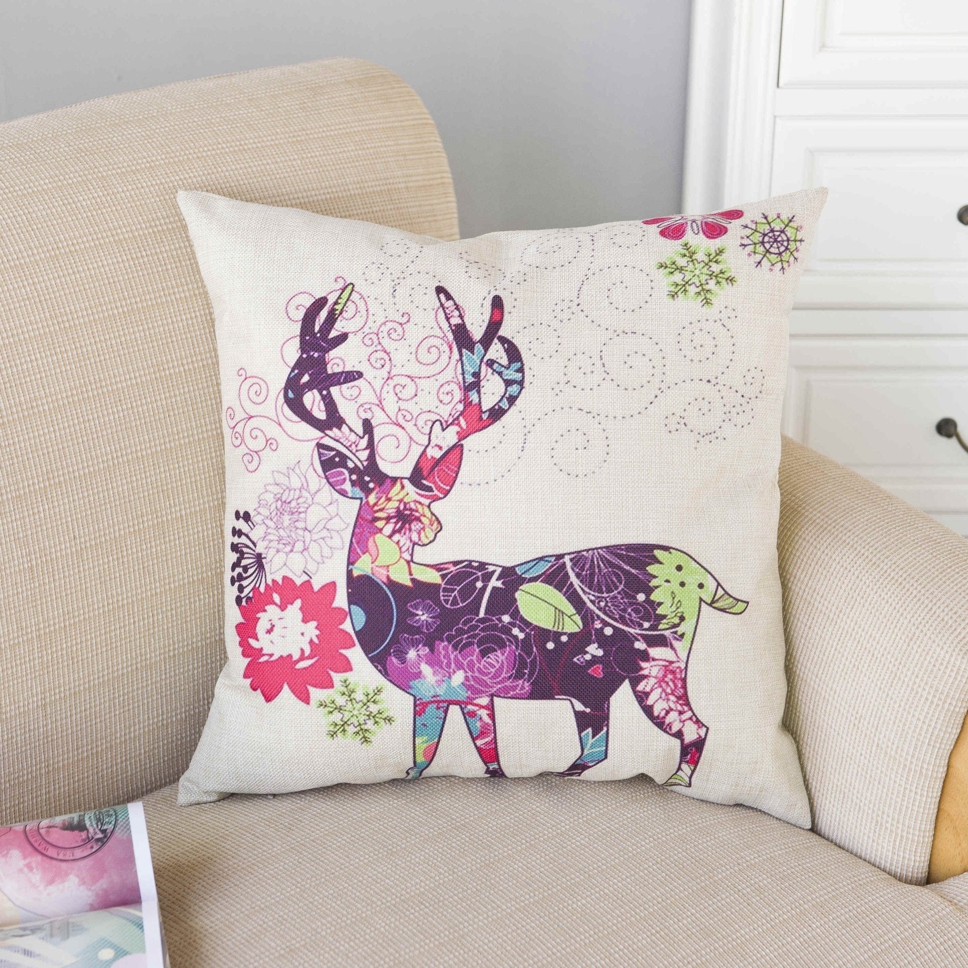 HKM-013587 Christmas-Themed Polyester Pillowcase for Cozy Holiday Decor