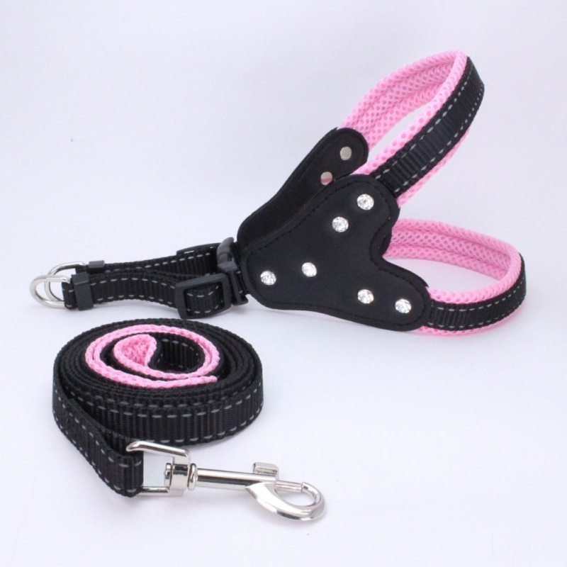 HKM-019411 Adjustable Triangle Chest Strap for Dogs and Cats, Nylon Material, Multiple Sizes Available