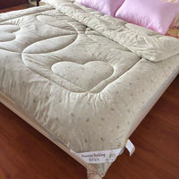 HKM-020051 Extra Thick Bean Green Chemical Fiber Quilt for All Seasons