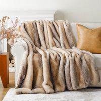 HKM-021523 Striped Velvet Blanket - Soft & Cozy for Autumn and Winter, Available in Two Sizes