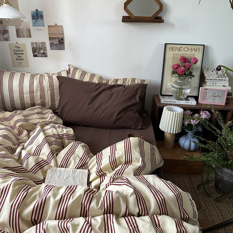 HKM-023507 Artistic Striped Cotton Four-Piece Bedding Set for Multiple Bed Sizes