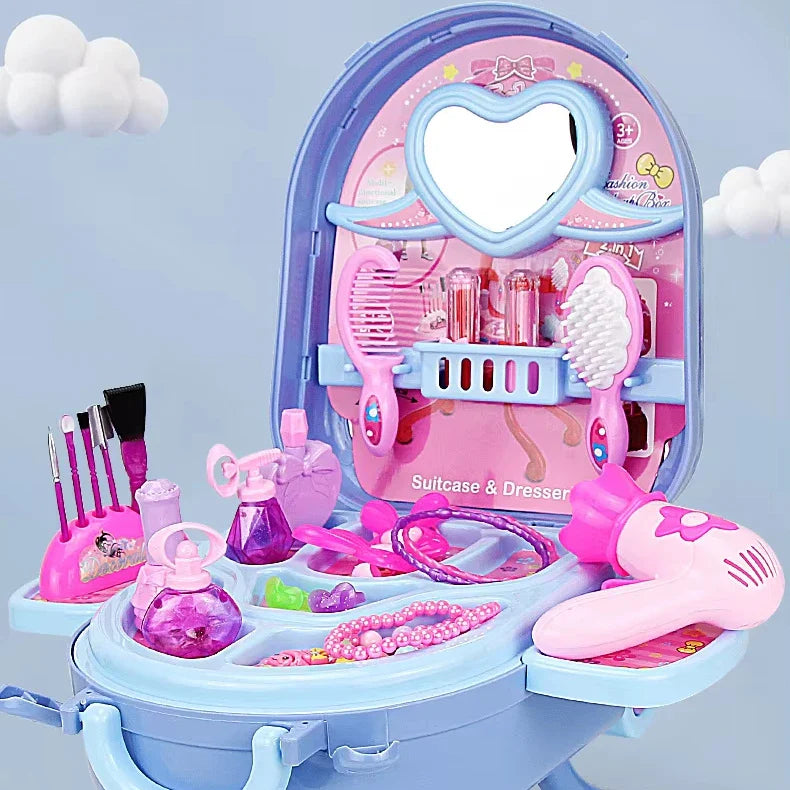 HKM-024659 Children's Makeup Play Set with Eye Shadow, Lipstick, and Brush - Princess Toy Suitcase for Ages 2 and Up