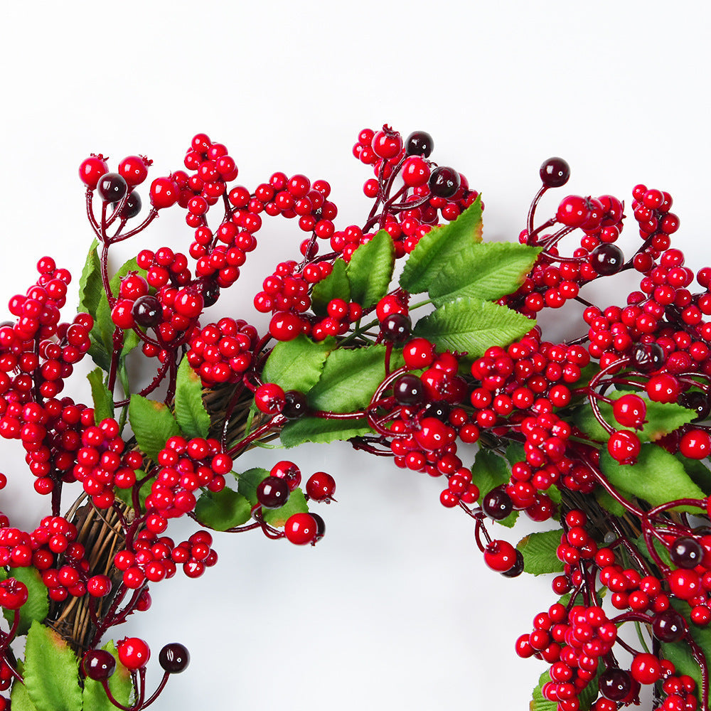 HKM-024787 Chinese Hawthorn Garland with Red Berries and Green Leaves - 45cm Handmade Wreath for Christmas Tree Decoration