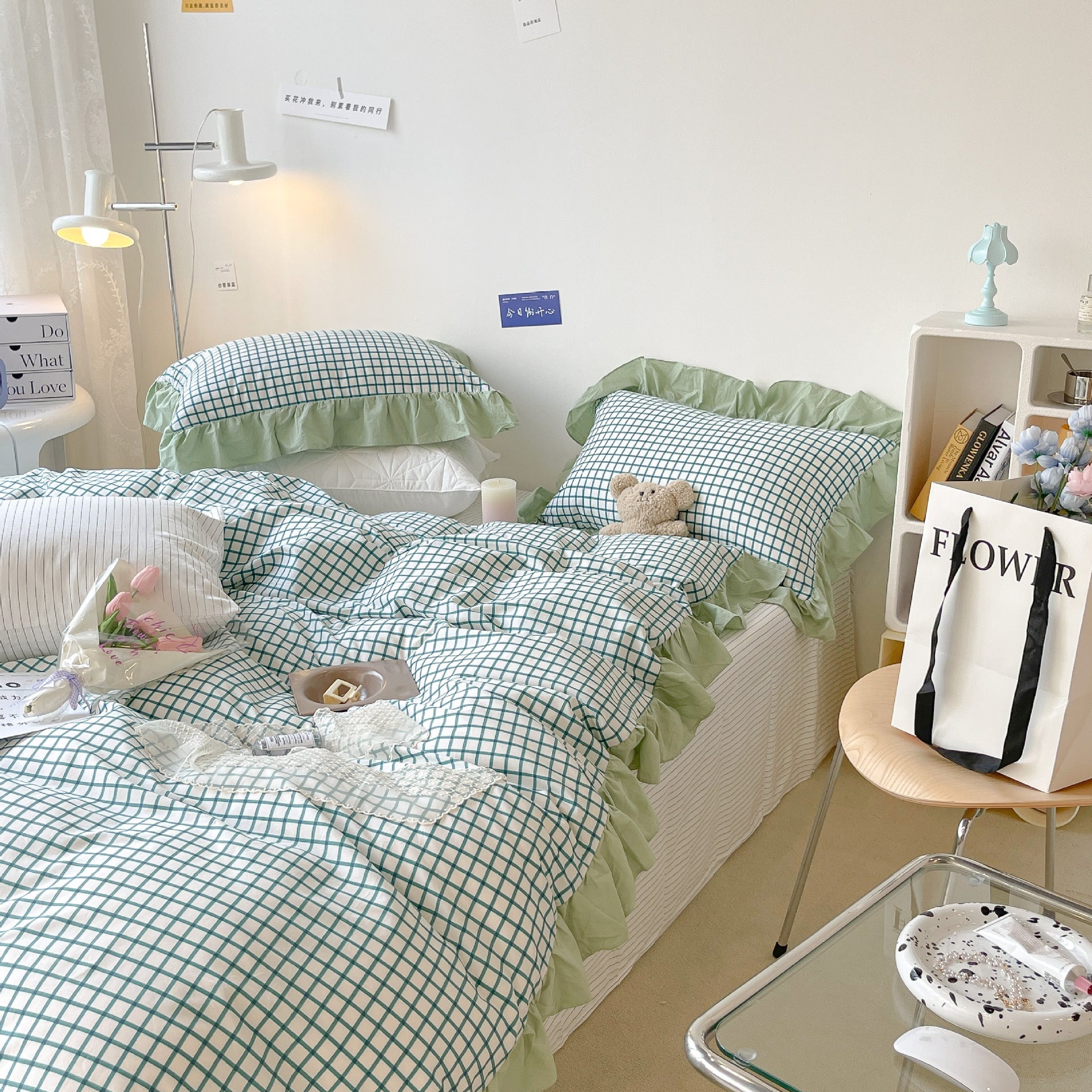 HKM-029267 French Light Luxury Princess Cotton Four-Piece Bedding Set with Vintage Floral Lace Designs