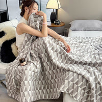HKM-032403 Cotton Gauze Blanket with European Geometric Design for Summer Comfort