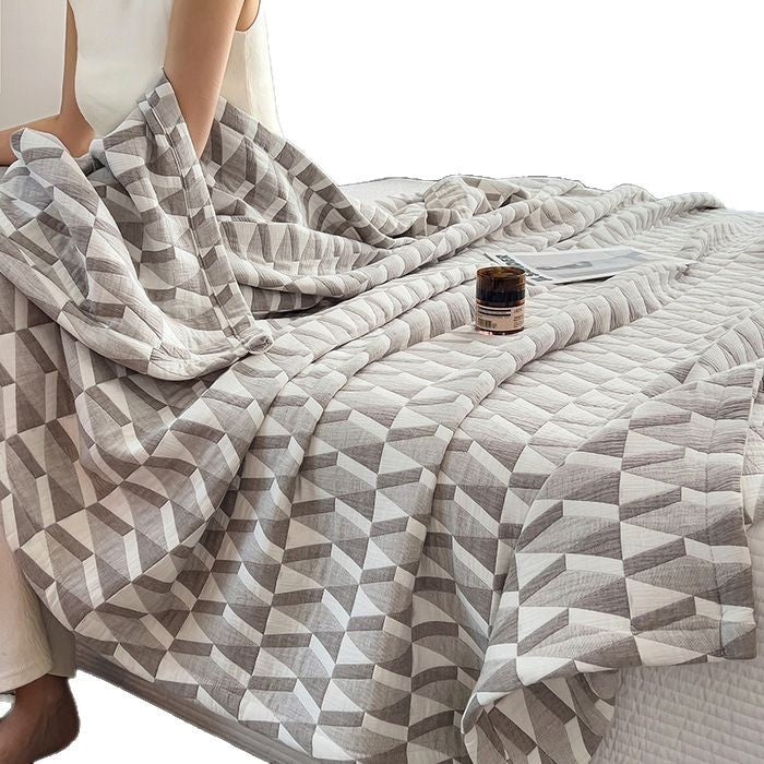 HKM-032403 Cotton Gauze Blanket with European Geometric Design for Summer Comfort