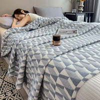 HKM-032403 Cotton Gauze Blanket with European Geometric Design for Summer Comfort