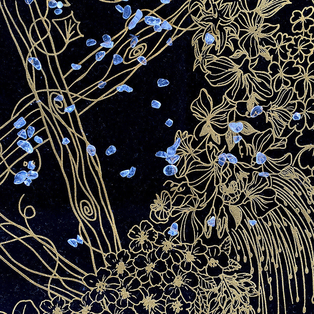 HKM-035859 Thick Velvet Tarot Tablecloth with Crystal Flower Design - 60cm x 60cm