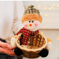 HKM-037779 Cedar Basket Collection: Elk, Snowman, and Elderly Designs in Small and Large Sizes
