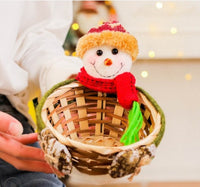 HKM-037779 Cedar Basket Collection: Elk, Snowman, and Elderly Designs in Small and Large Sizes