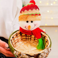 HKM-037779 Cedar Basket Collection: Elk, Snowman, and Elderly Designs in Small and Large Sizes