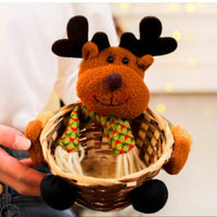 HKM-037779 Cedar Basket Collection: Elk, Snowman, and Elderly Designs in Small and Large Sizes
