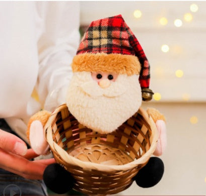 HKM-037779 Cedar Basket Collection: Elk, Snowman, and Elderly Designs in Small and Large Sizes